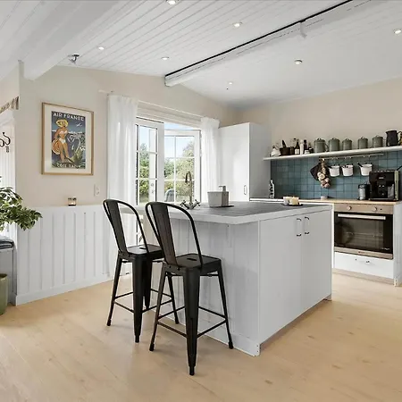 Newly Renovated Cozy Otterup